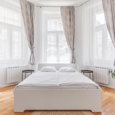 Prague Days - Elegant Studios Near Wenceslas Square Экстерьер фото